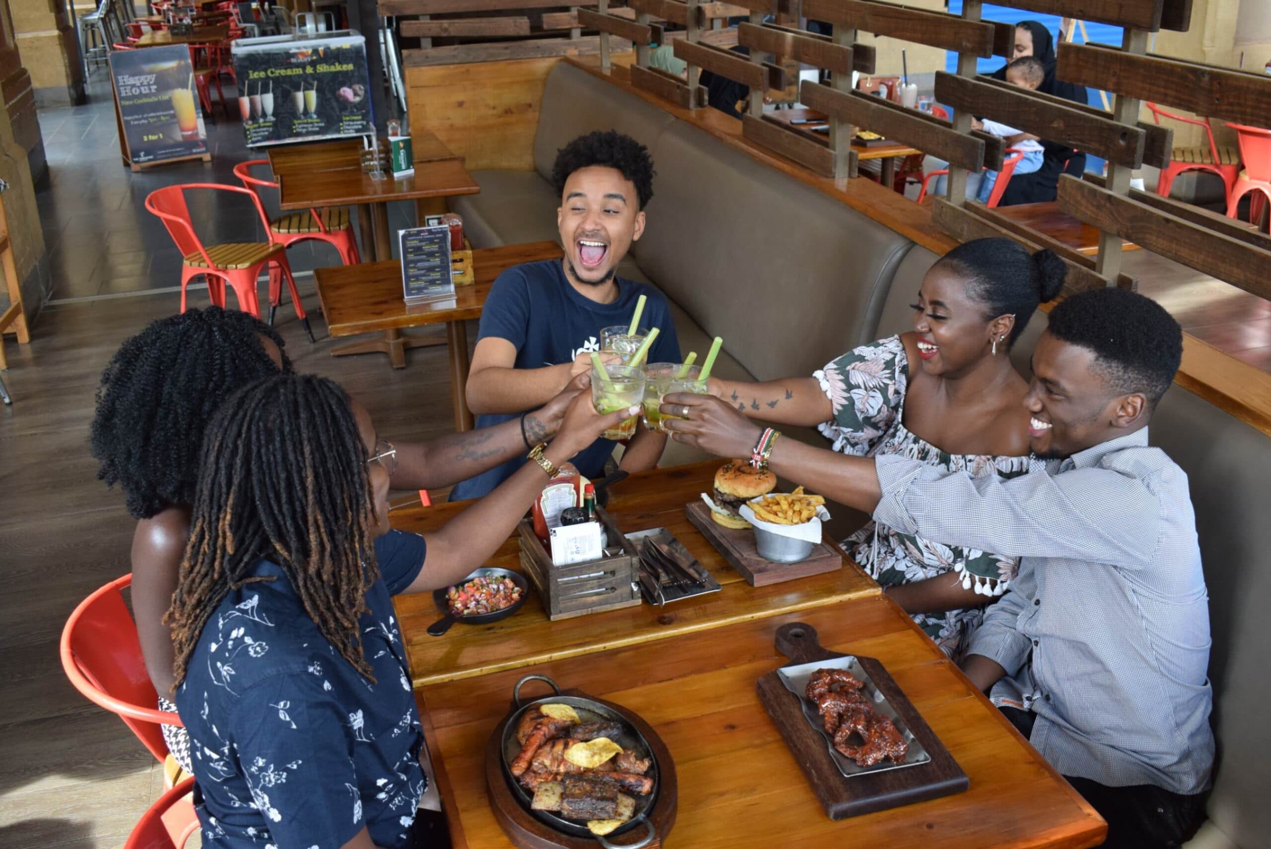 Blog How to Pick the Perfect Family Restaurant: A Parent’s Guide to Stress-Free Dining Image